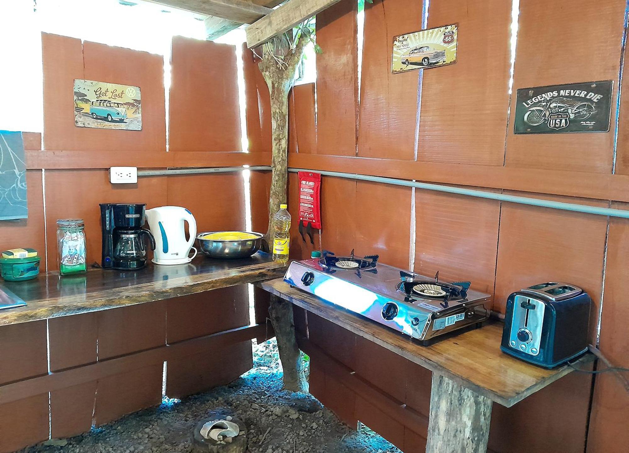 Fully Furnished Family Jungle Tent, Latino Glamping 帕克拉 外观 照片